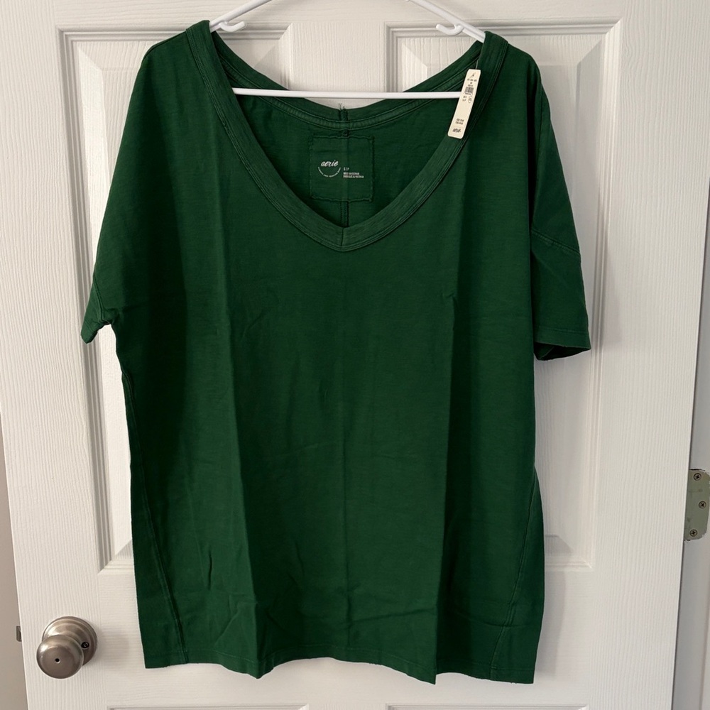 Aerie Deep Green V-Neck Short Sleeve Tee